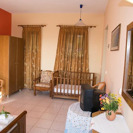 Almyros Studios & Apartments Kounopetra Esterno foto